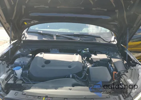 2024 Volvo Xc40 Plus z USA, uszkodzony, nr VIN YV4L12UL3R2274043